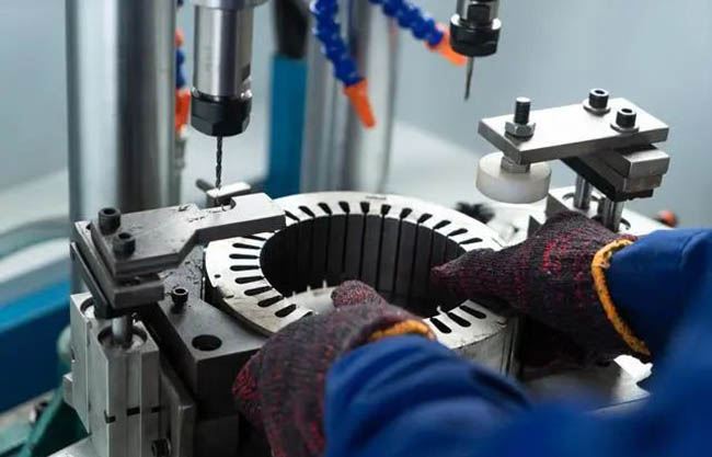 3種減輕電機(jī)重量和提高效率的方法？