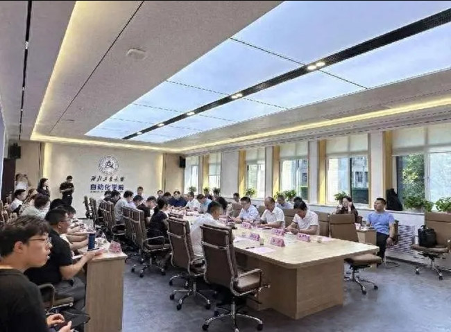 西安西瑪電機(jī)與西北工業(yè)大學(xué)開(kāi)展“雙進(jìn)”活動(dòng)，共推科技創(chuàng)新與產(chǎn)業(yè)升級(jí)